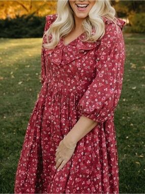 Floral Ruffle Maxi Dress in Burgundy Red Size Large